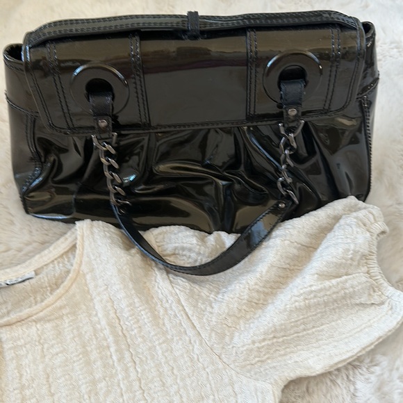 Very good condition FENDI PATENT LEATHER BAG - Picture 4 of 9